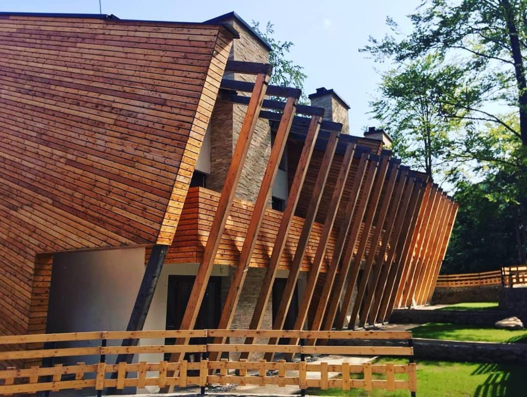 Meshtekna Villa Brezovice Bagian luar foto