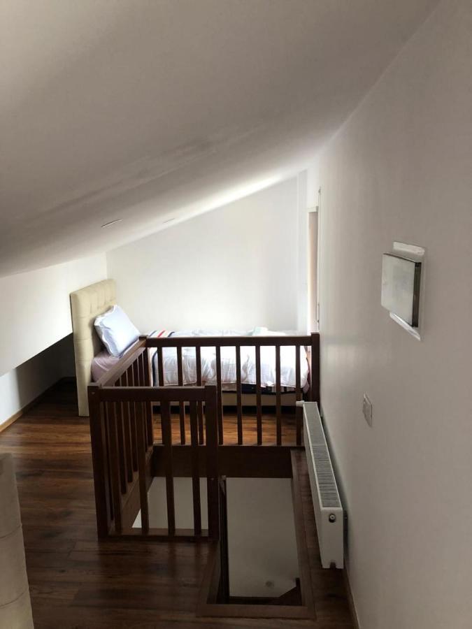 Meshtekna Villa Brezovice Bagian luar foto