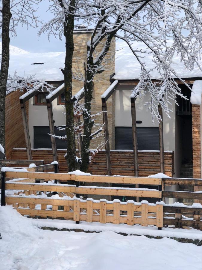 Meshtekna Villa Brezovice Bagian luar foto